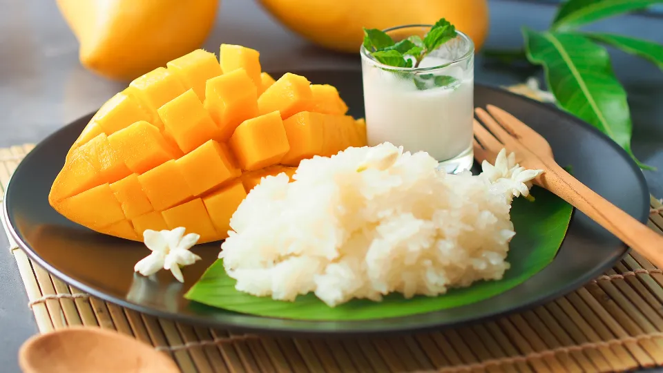 Mango sticky rice